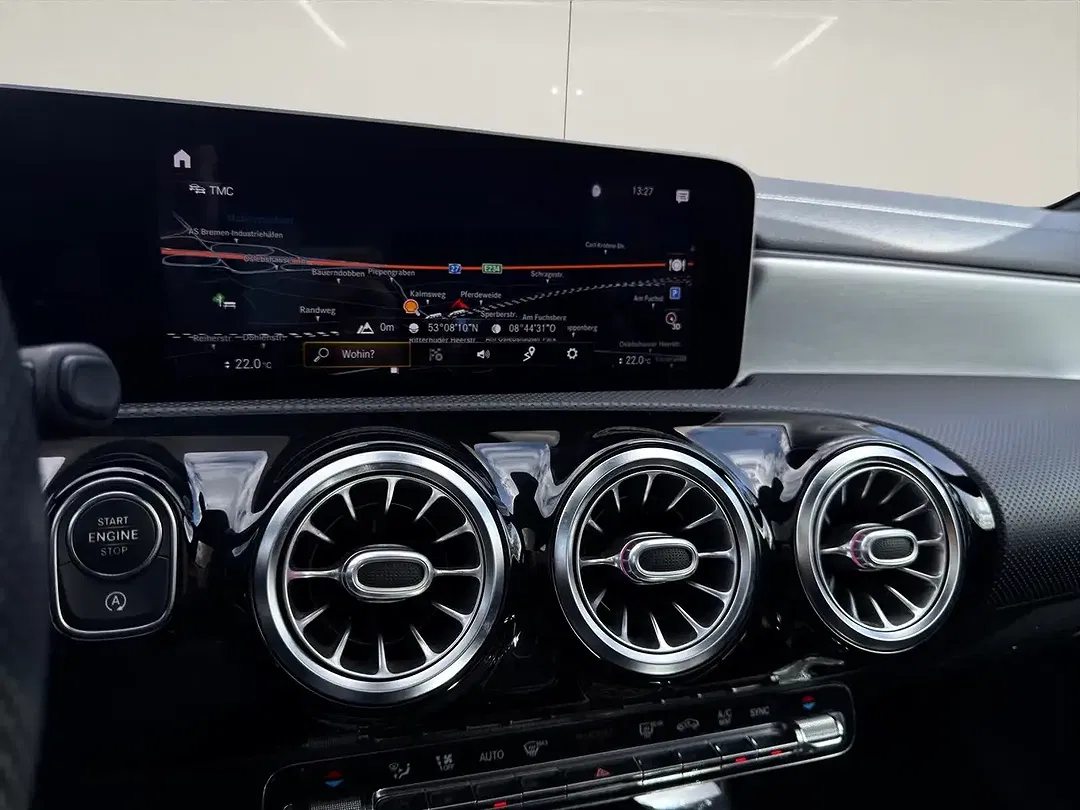 Mercedes-Benz A 220 - Thumbnail 14