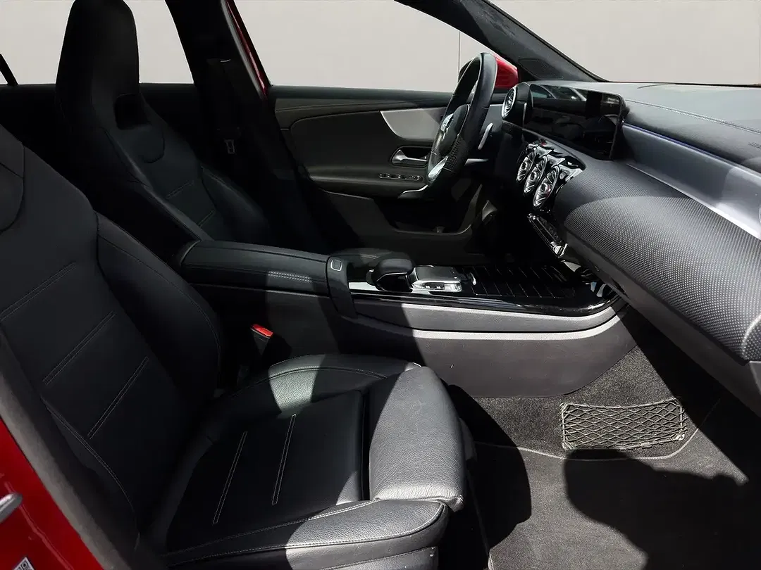 Mercedes-Benz A 220 - Thumbnail 7