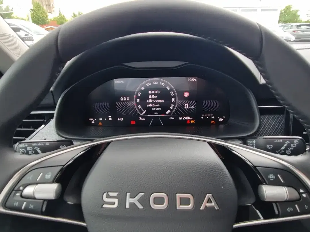 Skoda Kamiq - Thumbnail 12