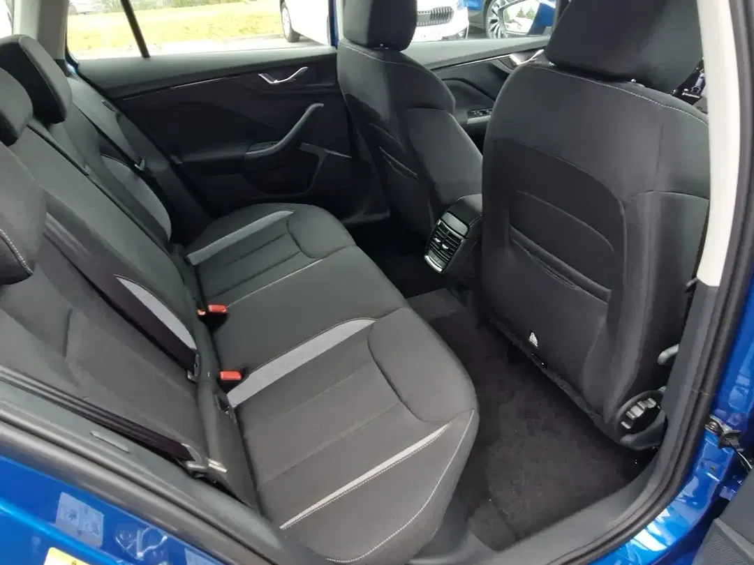 Skoda Kamiq - Thumbnail 9