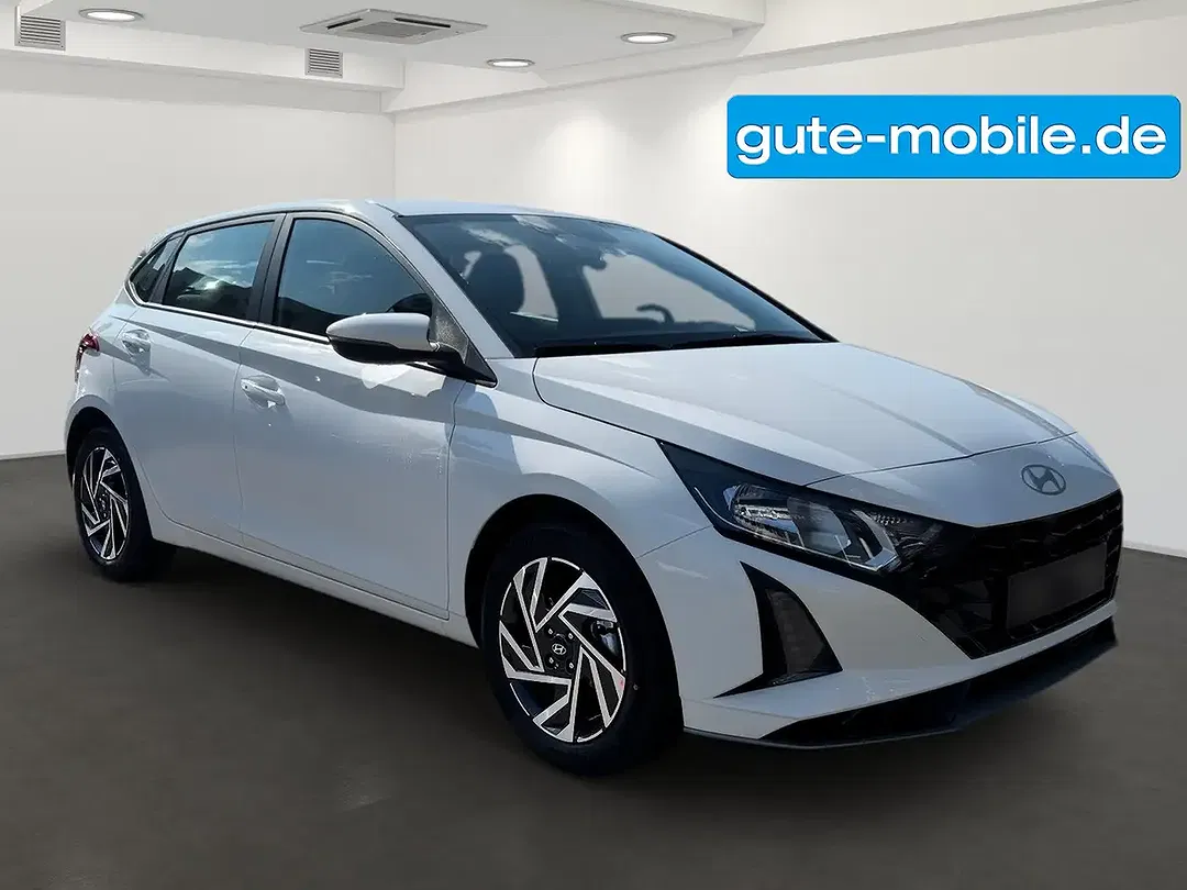 Hyundai i20 - Thumbnail 2