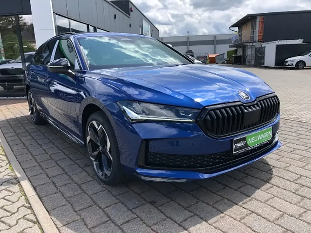 Skoda Superb - Thumbnail 3