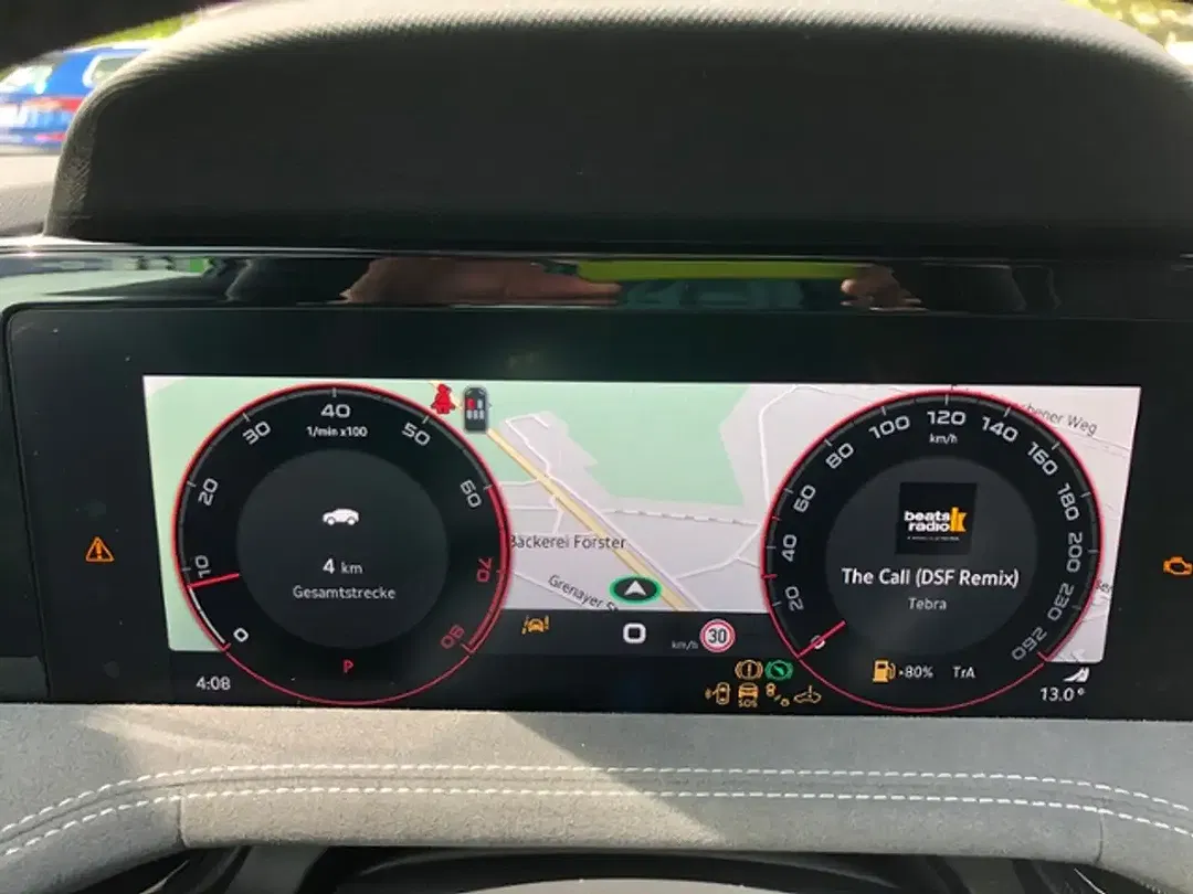 Skoda Superb - Thumbnail 8