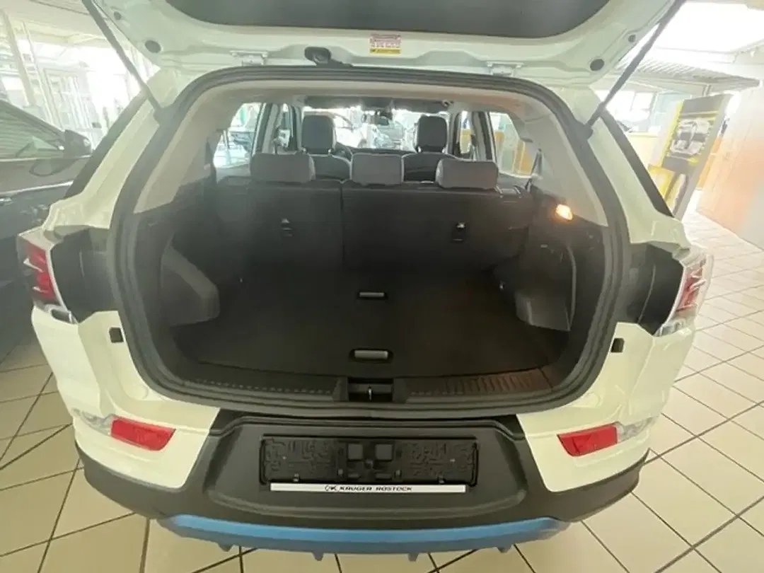 KGM Korando - Thumbnail 5