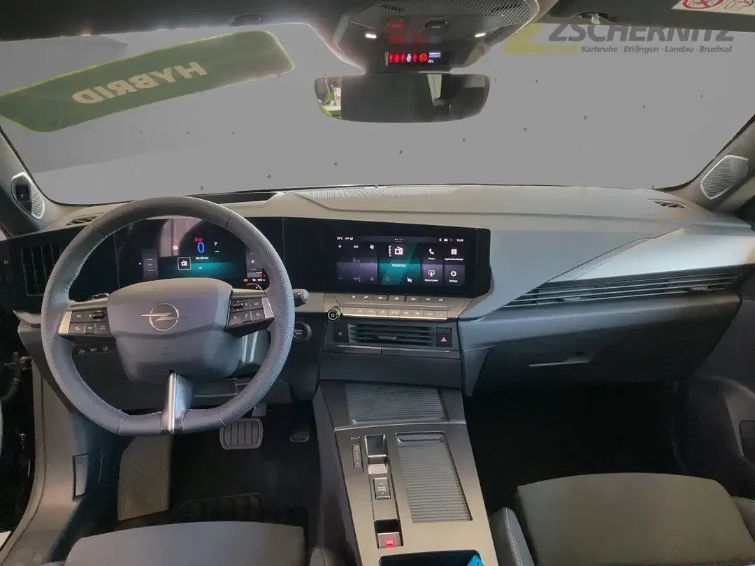 Opel Astra - Thumbnail 8