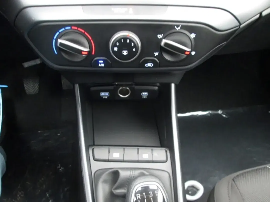 Hyundai i20 - Thumbnail 12