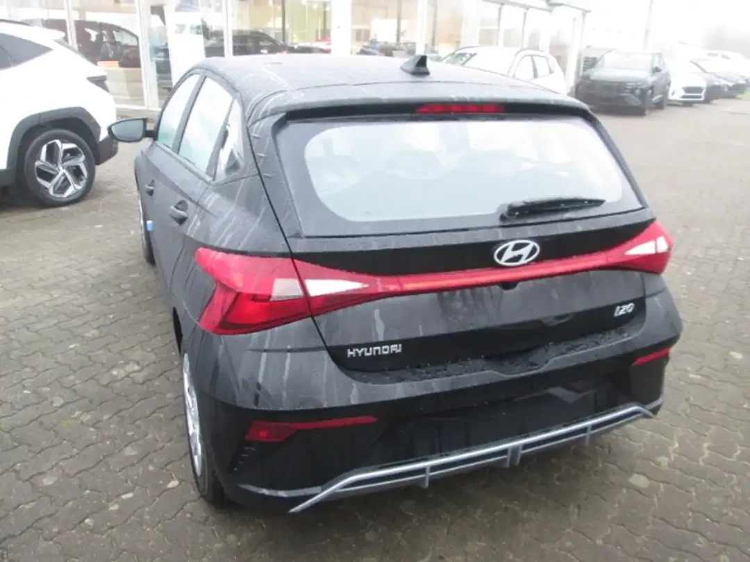 Hyundai i20 - Thumbnail 2