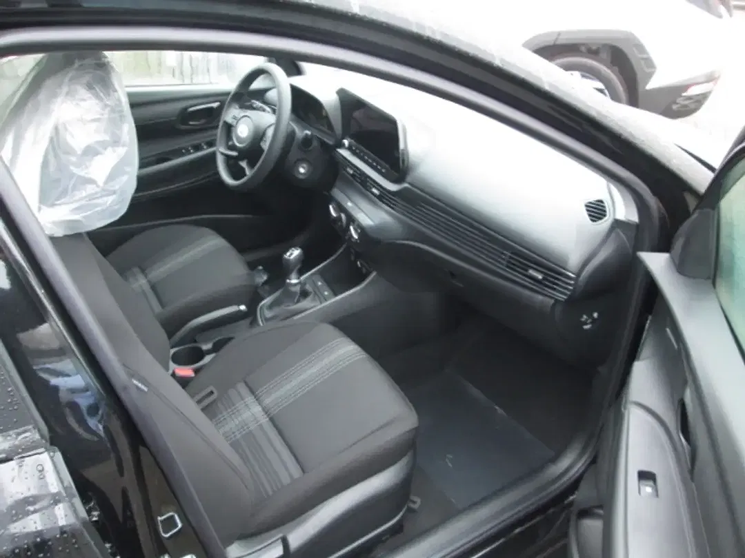 Hyundai i20 - Thumbnail 4