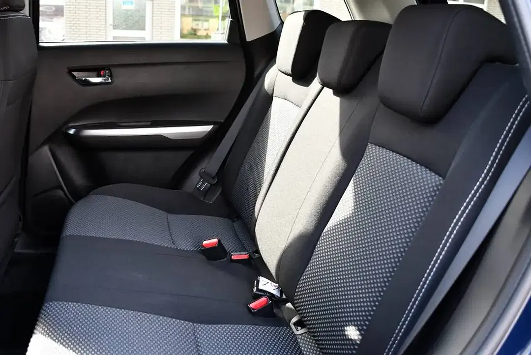 Suzuki Vitara - Thumbnail 8