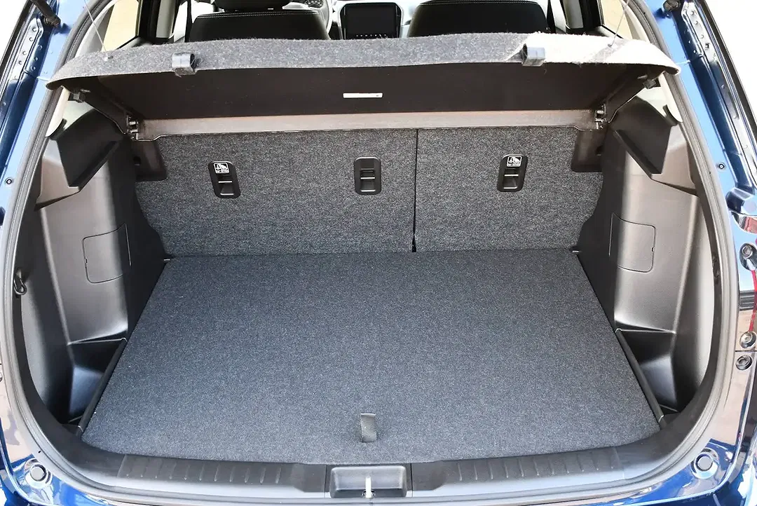 Suzuki Vitara - Thumbnail 9