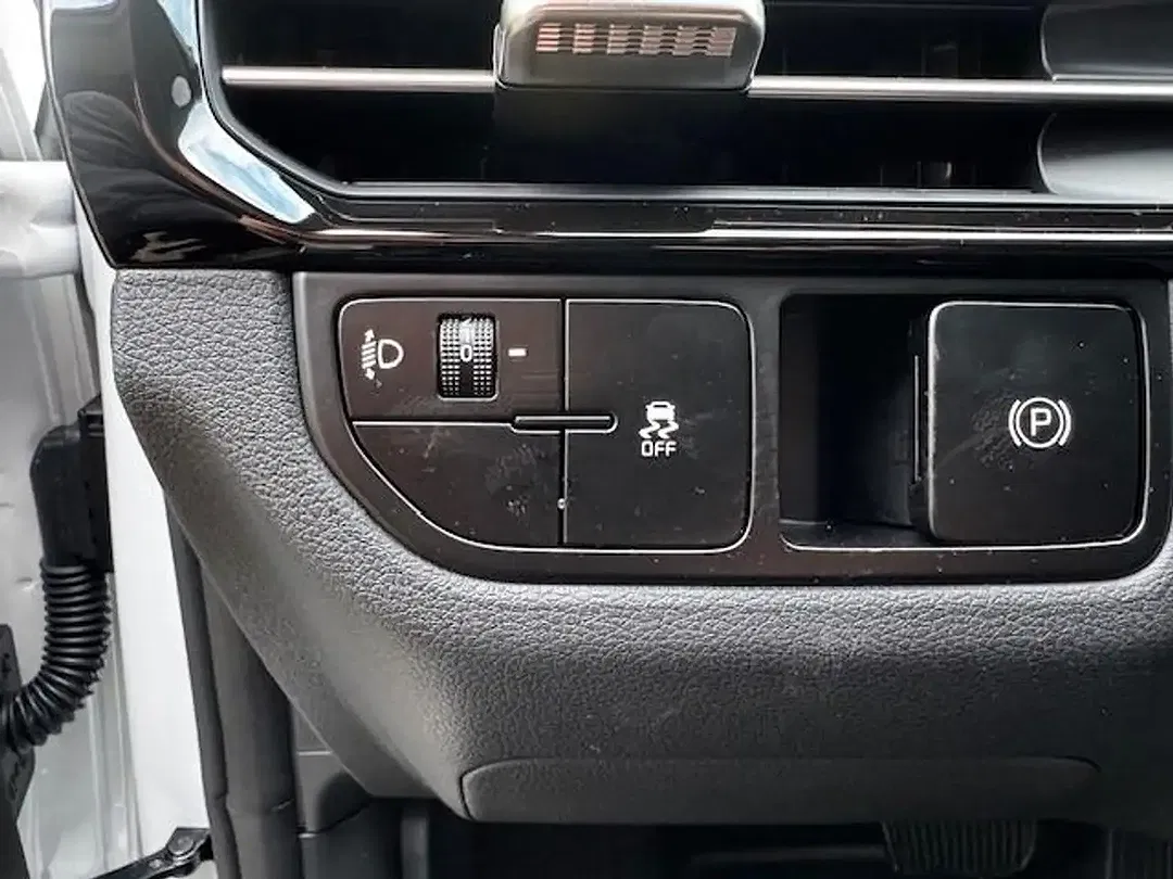 Kia Sportage - Thumbnail 8
