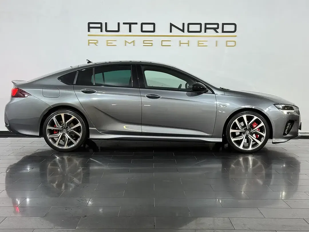Opel Insignia - Thumbnail 5