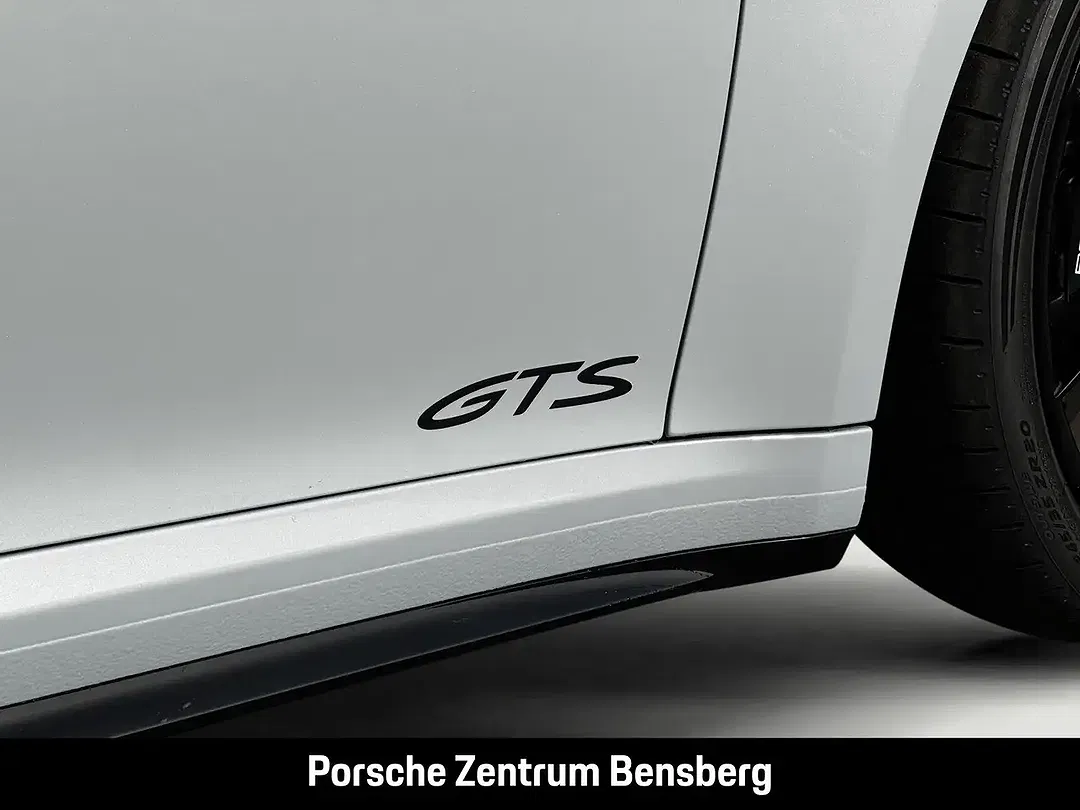 Porsche 911 - Thumbnail 14