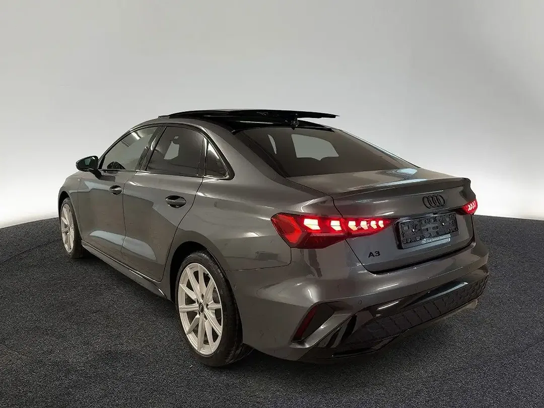 Audi A3 - Thumbnail 2