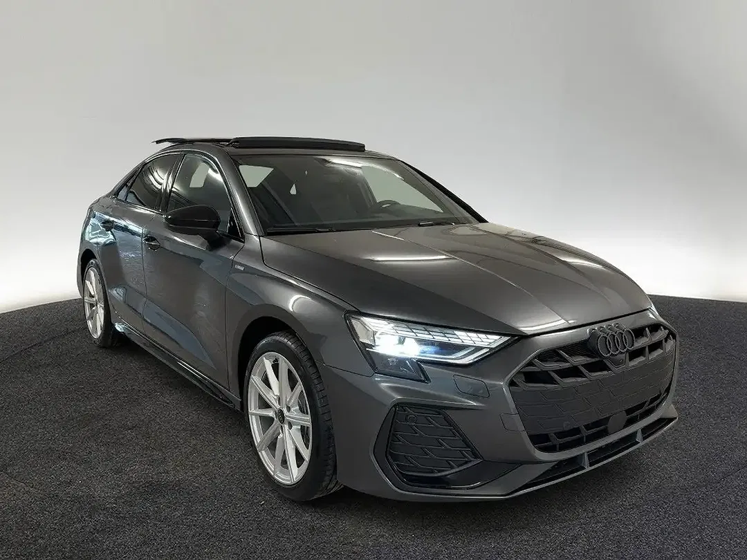 Audi A3 - Thumbnail 3