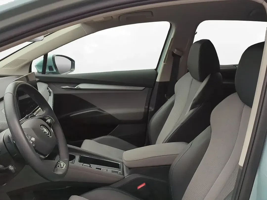 Skoda Enyaq - Thumbnail 2