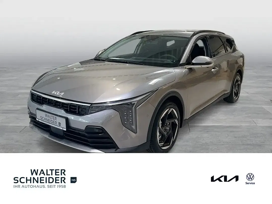 Kia K4 - Thumbnail 1