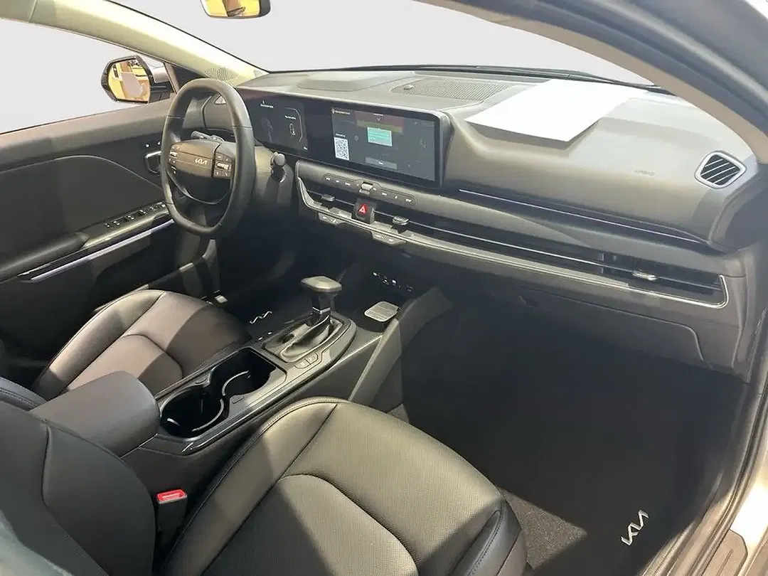 Kia K4 - Thumbnail 11