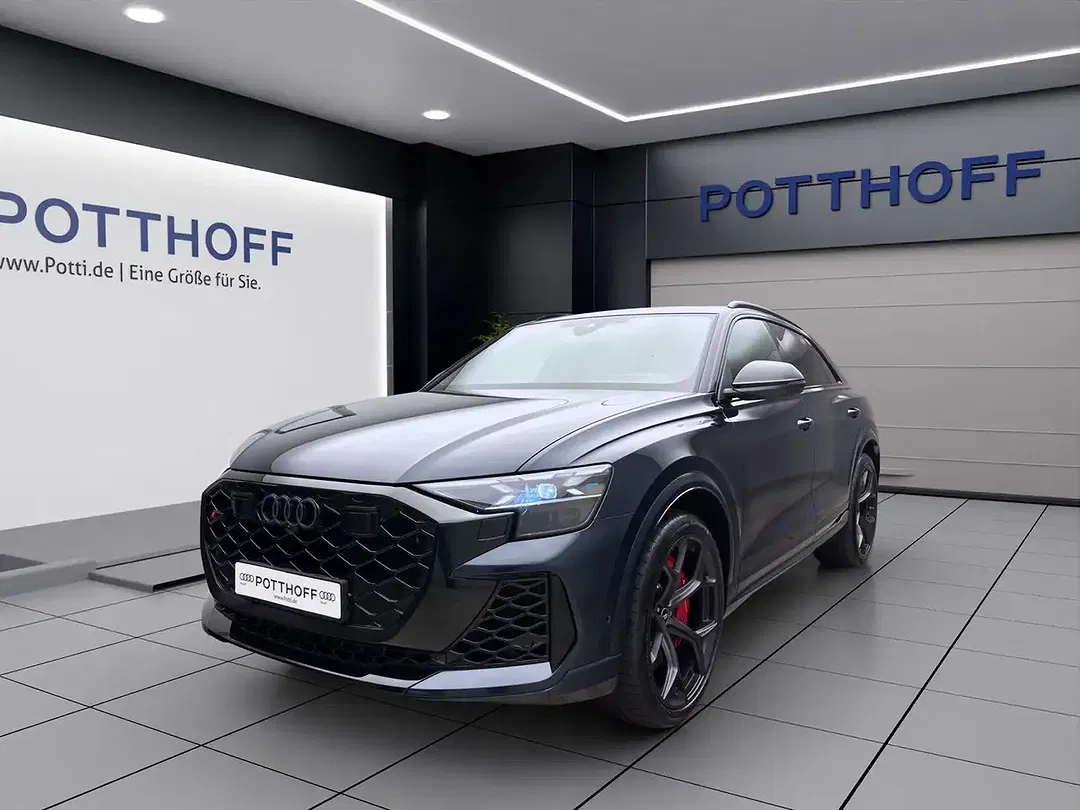 Audi RS Q8 - Thumbnail 2