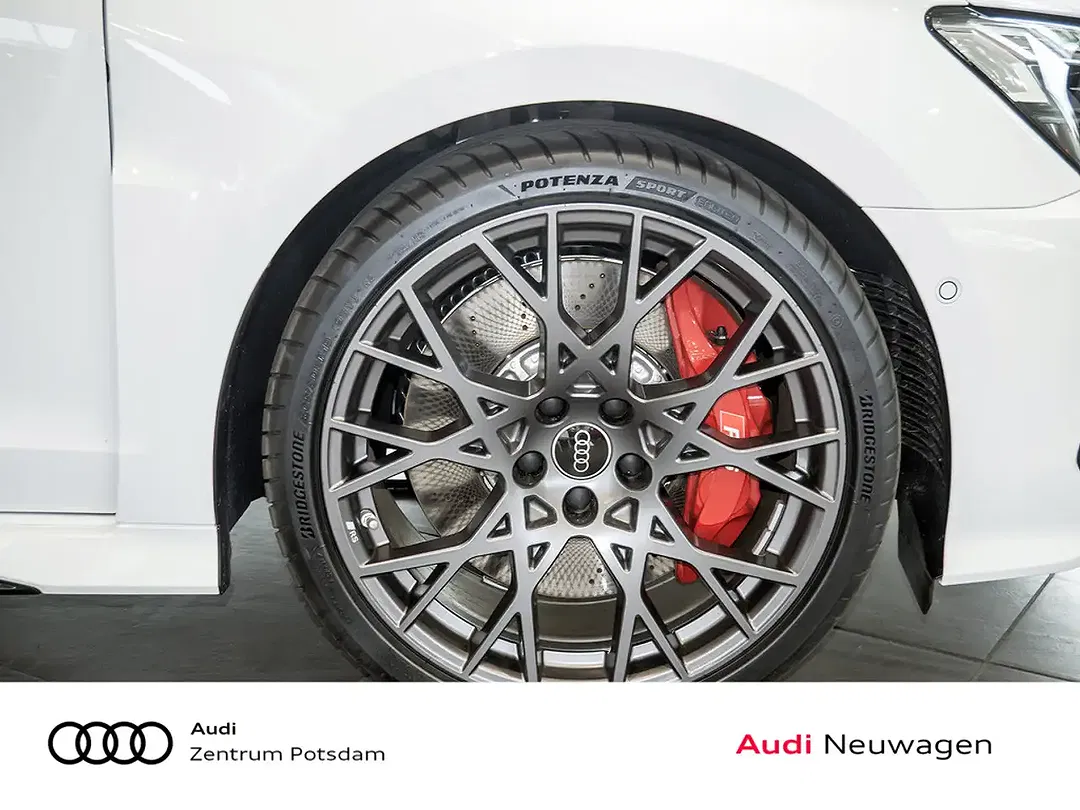 Audi RS3 - Thumbnail 6