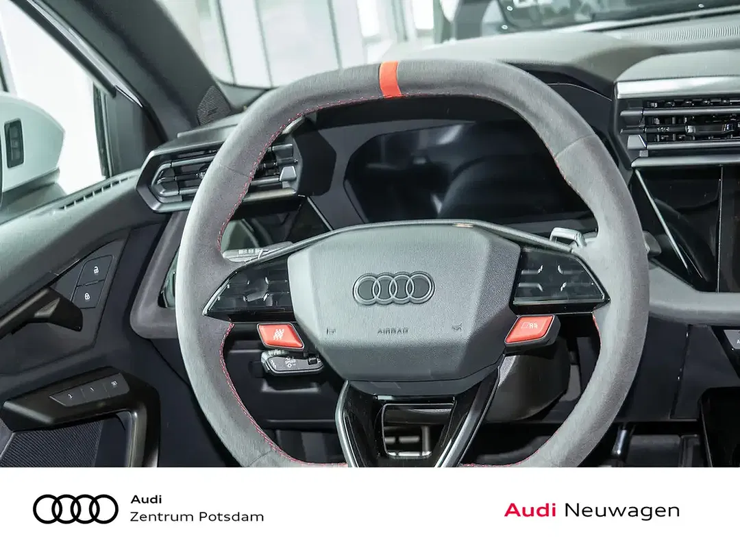 Audi RS3 - Thumbnail 8