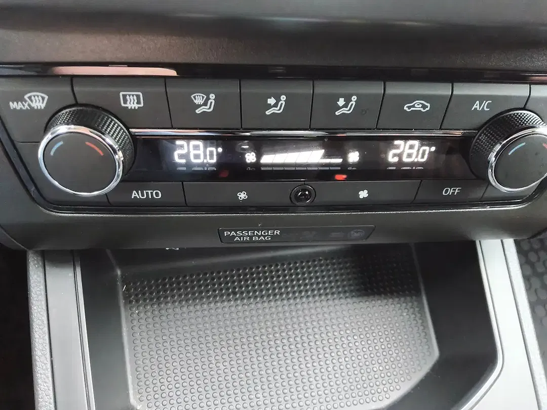 SEAT Ibiza - Thumbnail 16