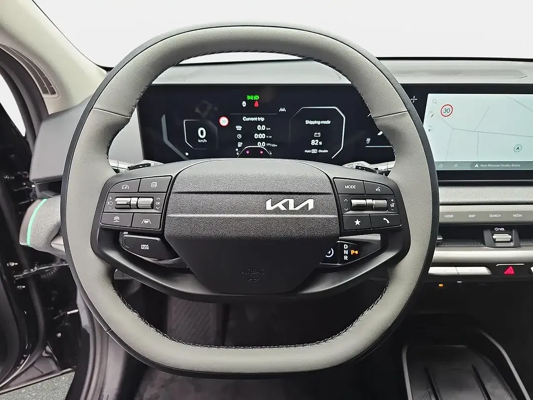 Kia EV4 - Thumbnail 13