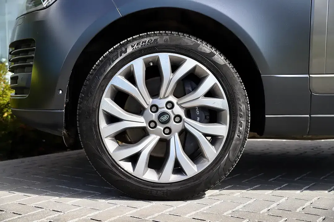 Land Rover Range Rover - Thumbnail 14