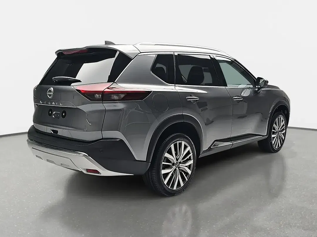 Nissan X-Trail - Thumbnail 3