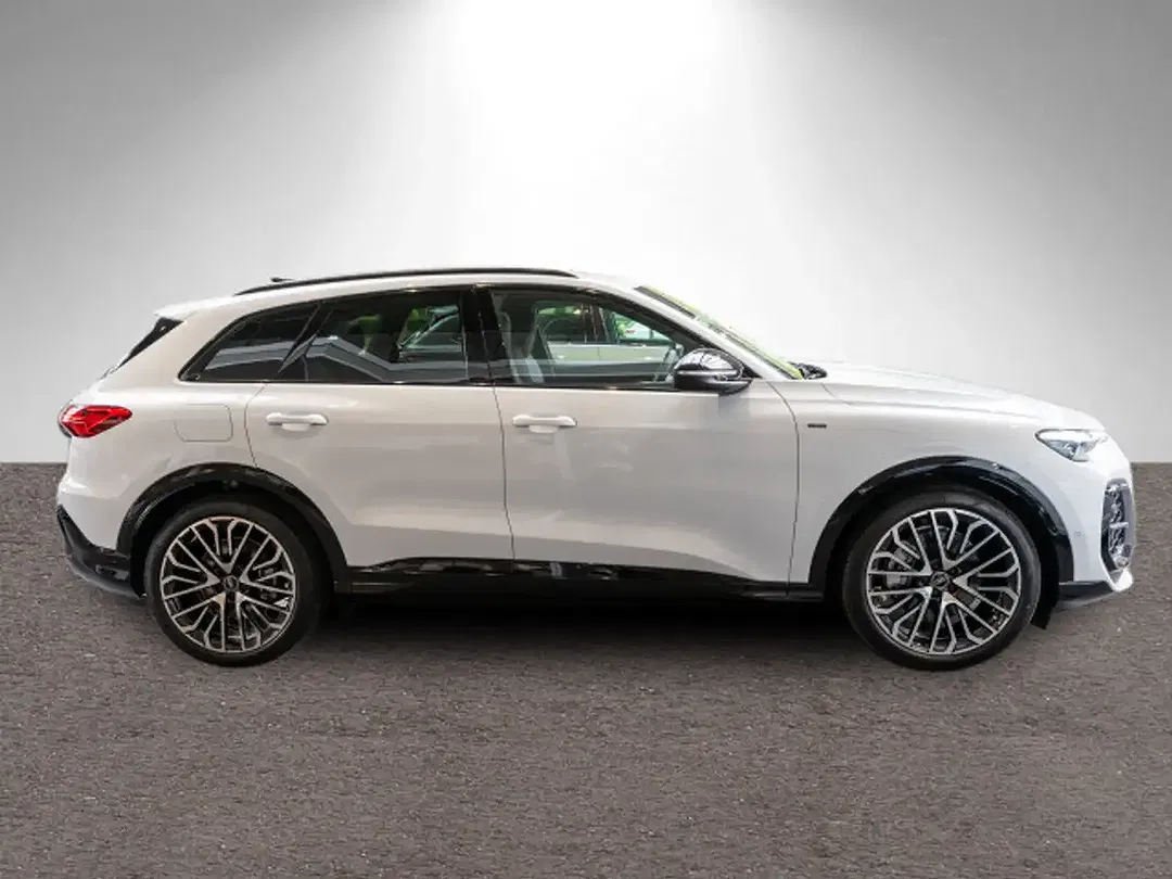 Audi Q5 - Thumbnail 2