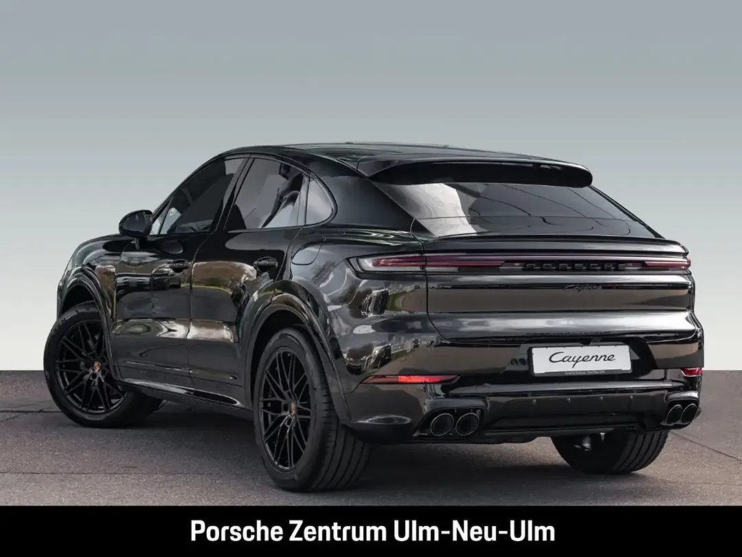 Porsche Cayenne - Thumbnail 3