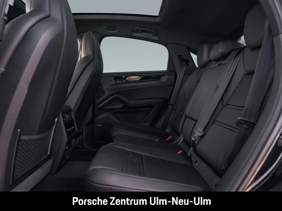 Porsche Cayenne - Thumbnail 6