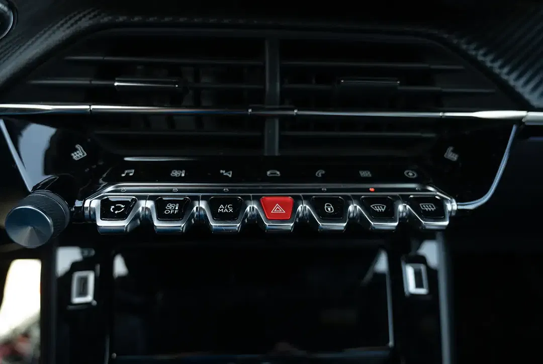 Peugeot 2008 - Thumbnail 10