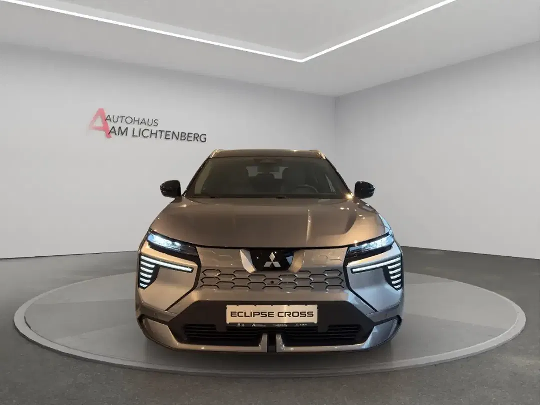 Mitsubishi Eclipse Cross - Thumbnail 3