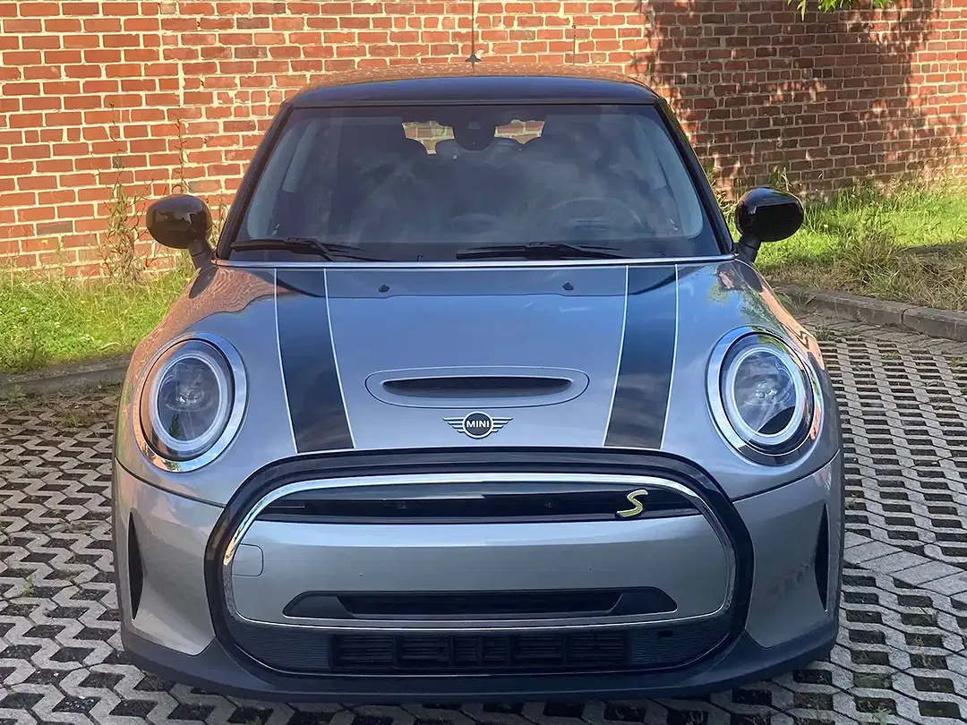 MINI Cooper SE - Thumbnail 1