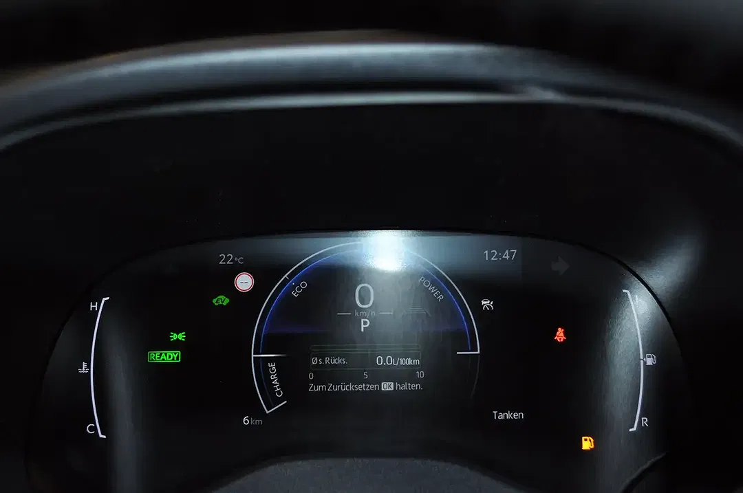 Toyota Yaris - Thumbnail 10