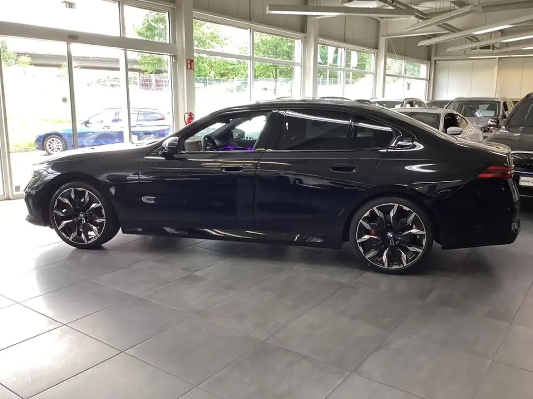 BMW 540 - Thumbnail 2