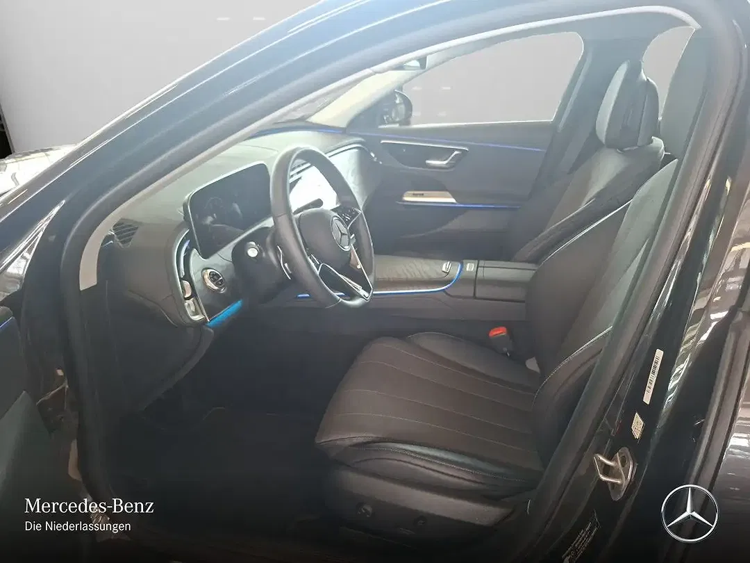 Mercedes-Benz E 200 - Thumbnail 10