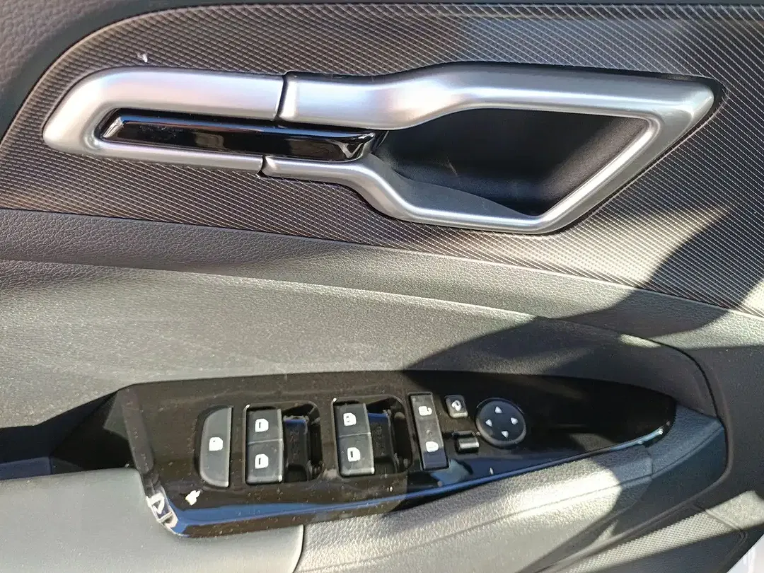 Kia Sportage - Thumbnail 6