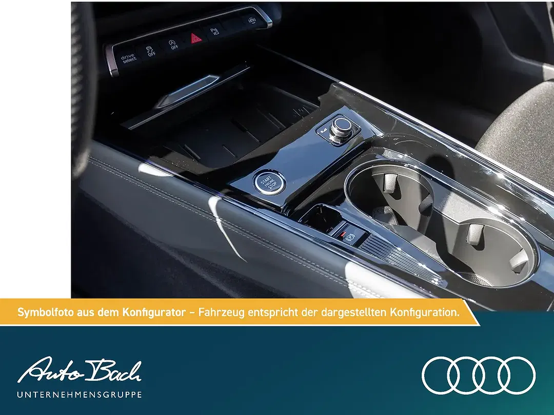 Audi Q3 - Thumbnail 11