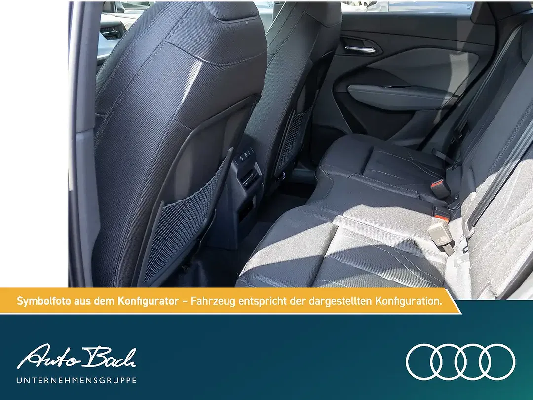 Audi Q3 - Thumbnail 14