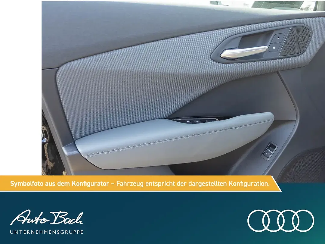 Audi Q3 - Thumbnail 7