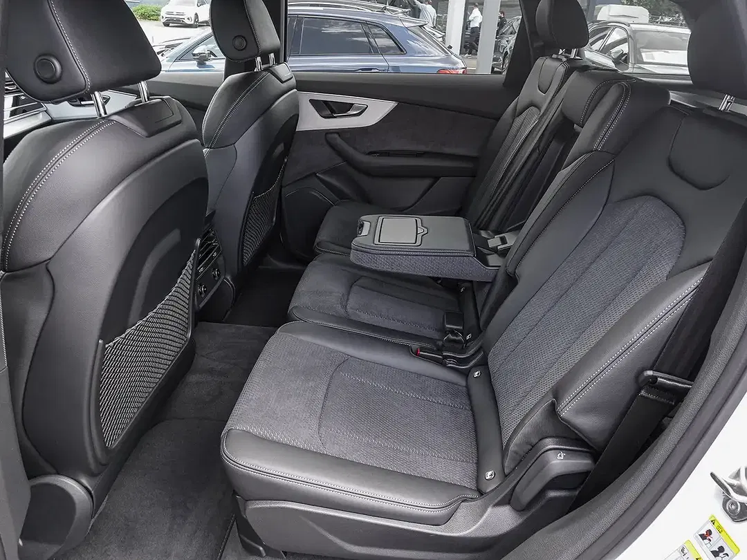 Audi Q7 - Thumbnail 15