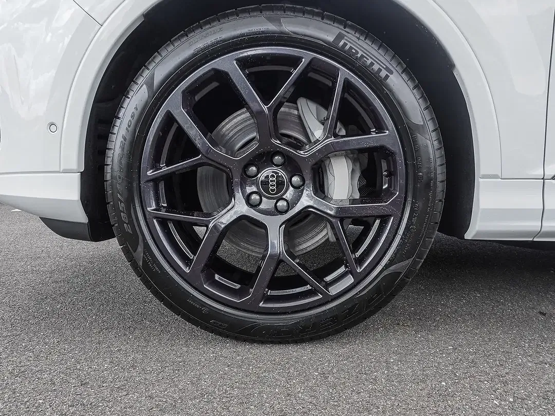 Audi Q7 - Thumbnail 4