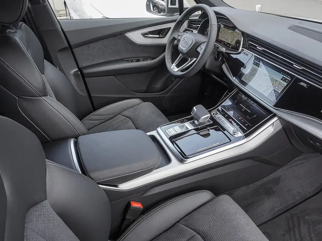 Audi Q7 - Thumbnail 5