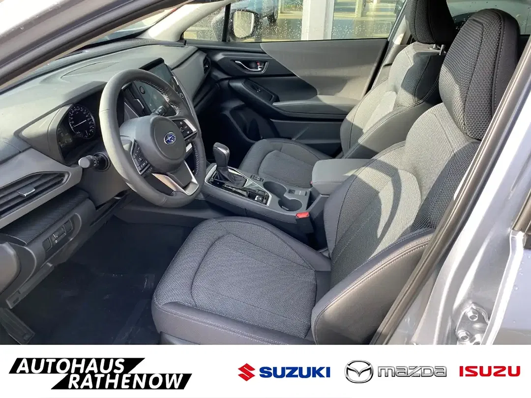 Subaru Crosstrek - Thumbnail 10