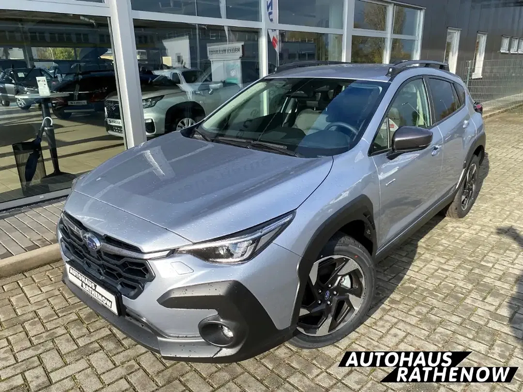 Subaru Crosstrek - Thumbnail 2