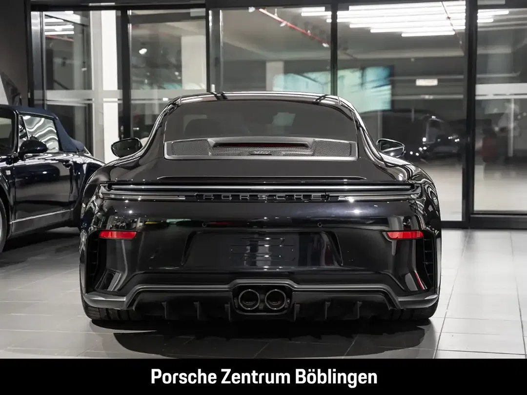 Porsche 992 - Thumbnail 8