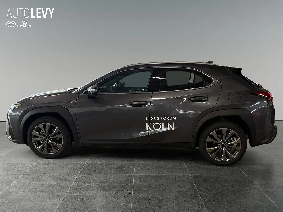 Lexus UX 300h - Thumbnail 2