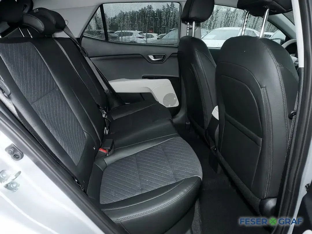 Kia Stonic - Thumbnail 5